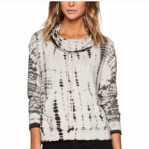 GYPSY 05 Hooded Pullover Sweatshirt Black White Tie Dye
